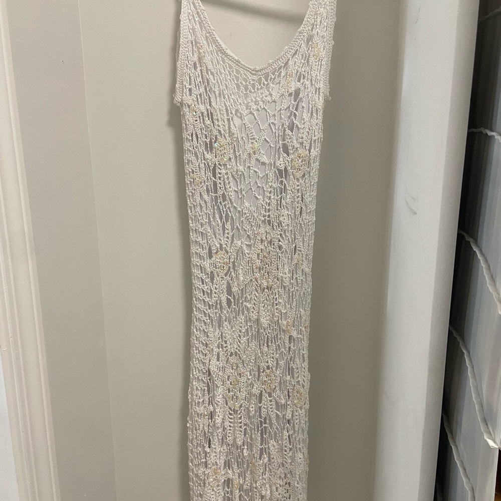 Elegant Vintage Cream Lace Dress with sparkles